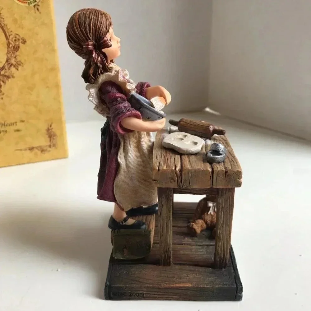 Yesterdays Child Maggie Grandmom’s Helper Figurine